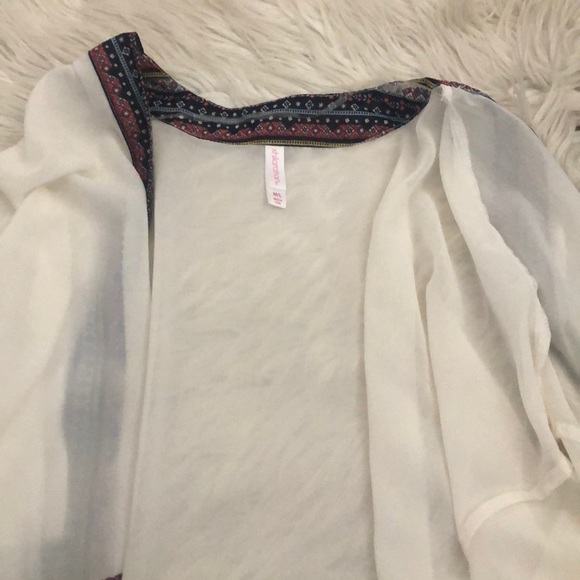 Cardigan - Picture 2 of 3